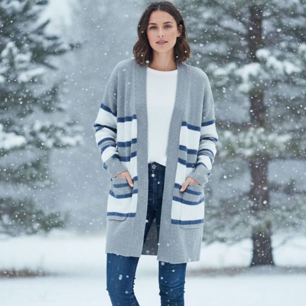 Design History Grey White Blue Button Down Cardigan Size Small NWT